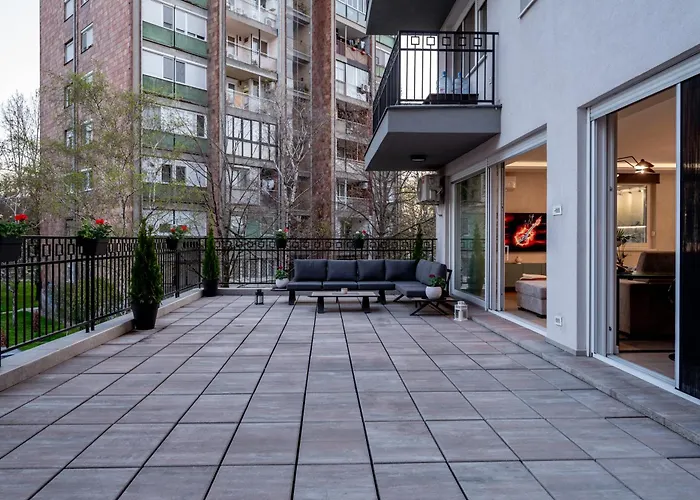 Guest By Manga * スボティツァ